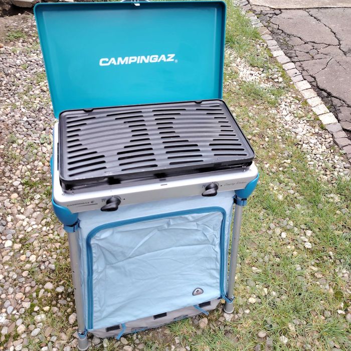 Aragaz campingaz cu grill și dulap depozitare