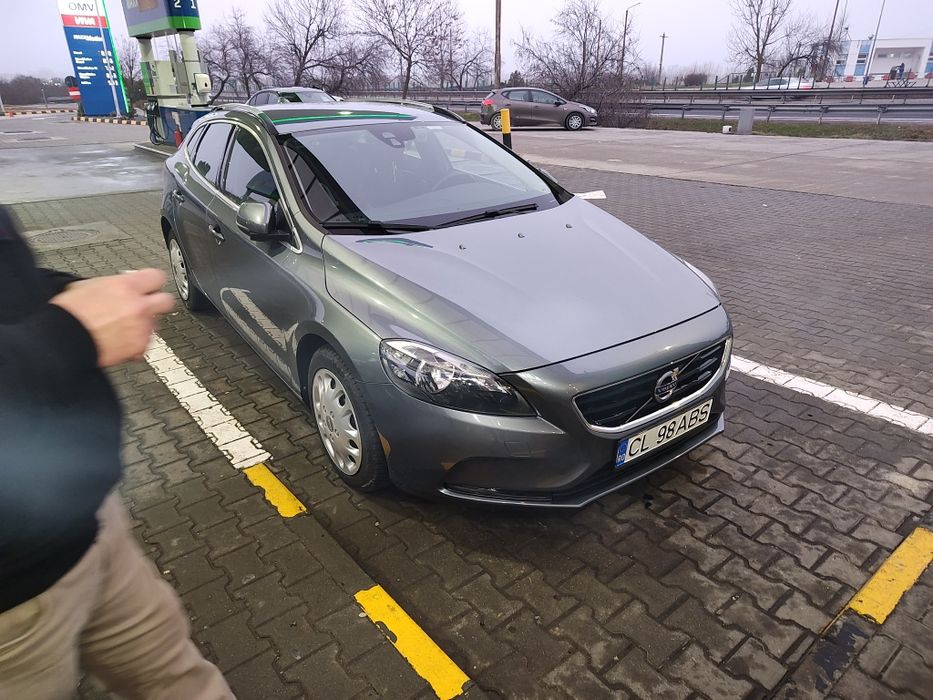 Volvo V40 - PREȚ FIX -  2.0 diesel 2015, 120 cp pr