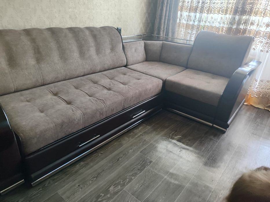 Продам угловой диван