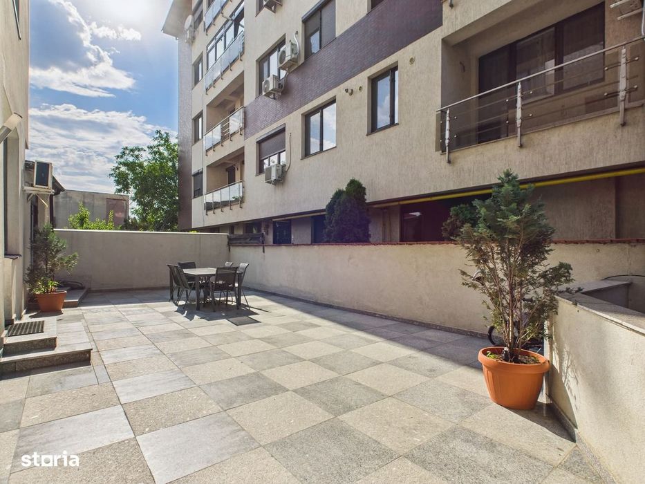 Ap de lux 3 camere, Pajura-Damaroaia,bloc boutique,cu terasa generoasa