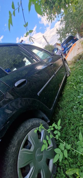 Vand logan 1.4 mpi an 2006