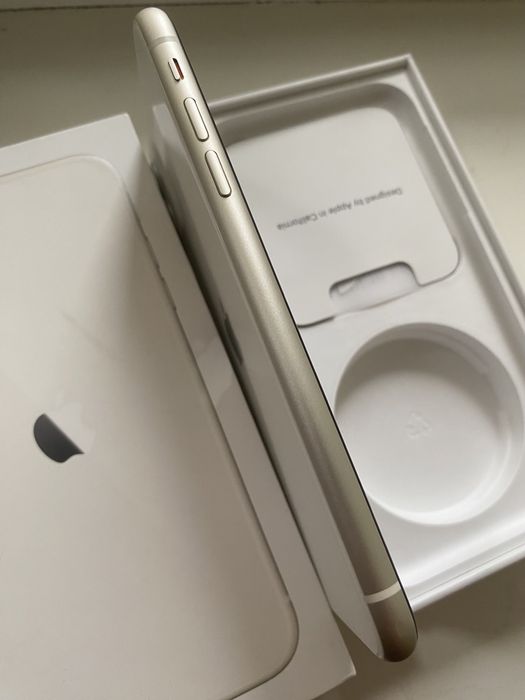iPhone 11 64gb Новый