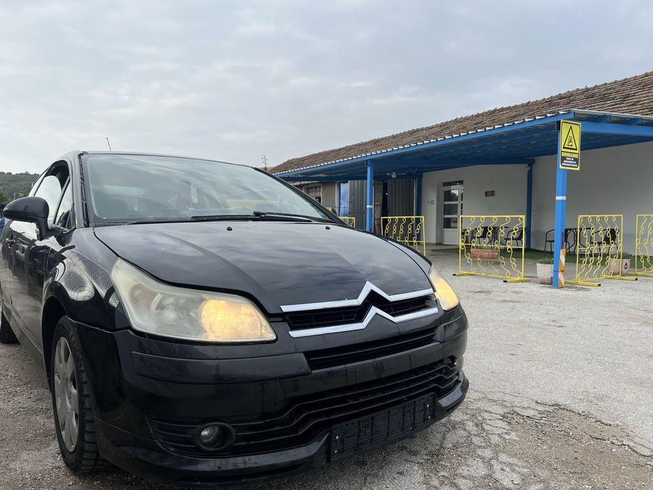 Ситроен  ц 4  1.6 хди /хечбек /2 врати