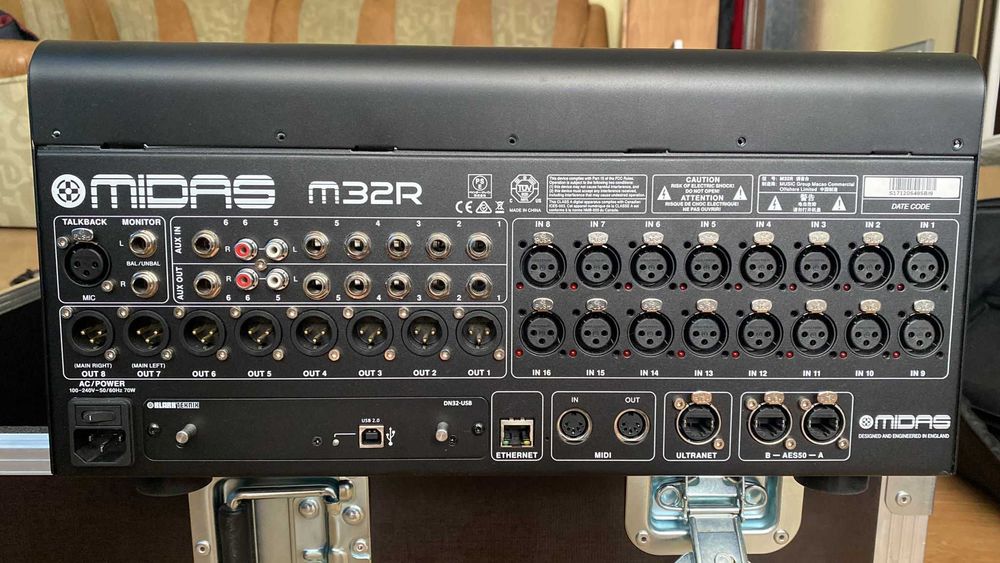 Midas M32R mixer digital nou, cu pachet preseturi DBB