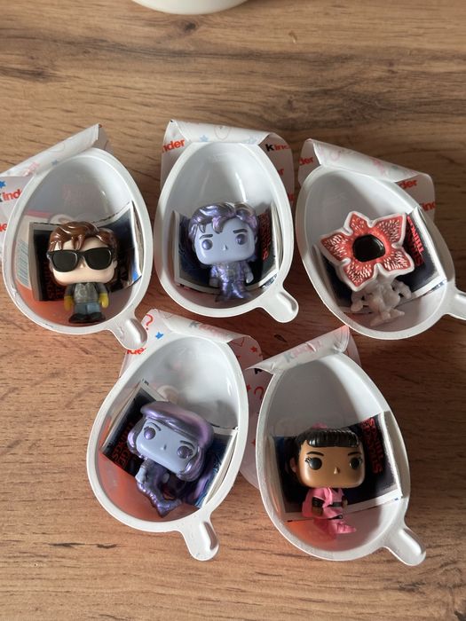 Фигурки ОСД kinder Joy очень странные дела