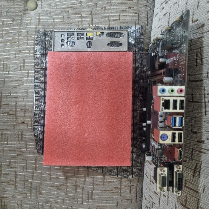 Материнская плата H510