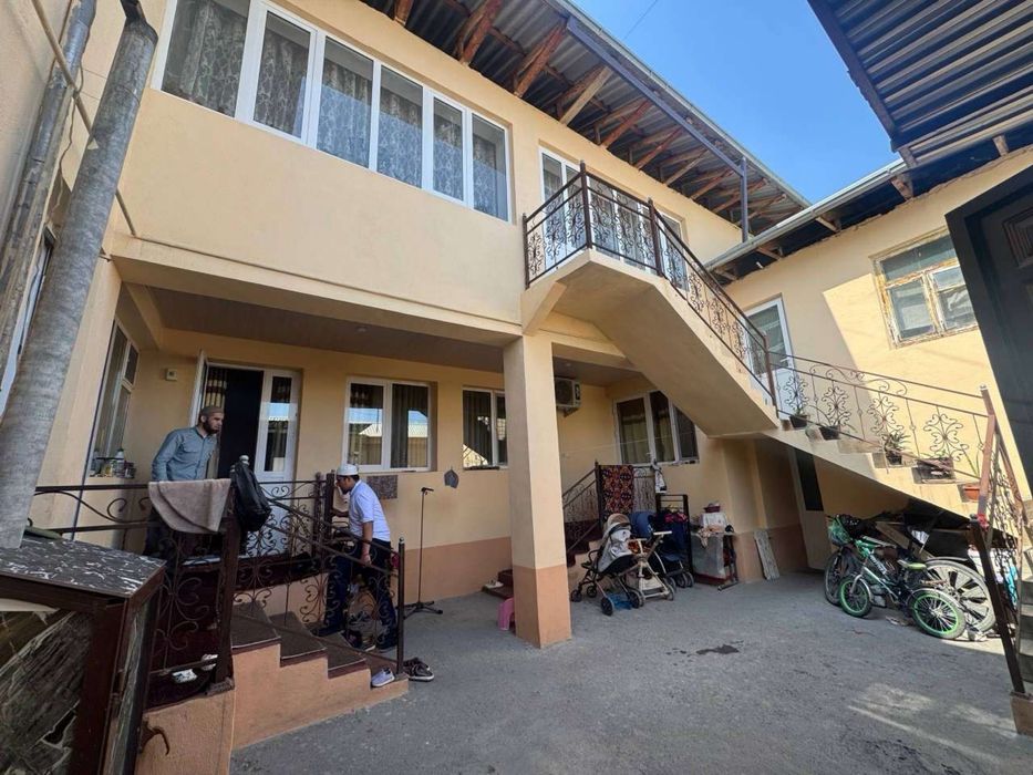 Текстилда ховли уй сотилади