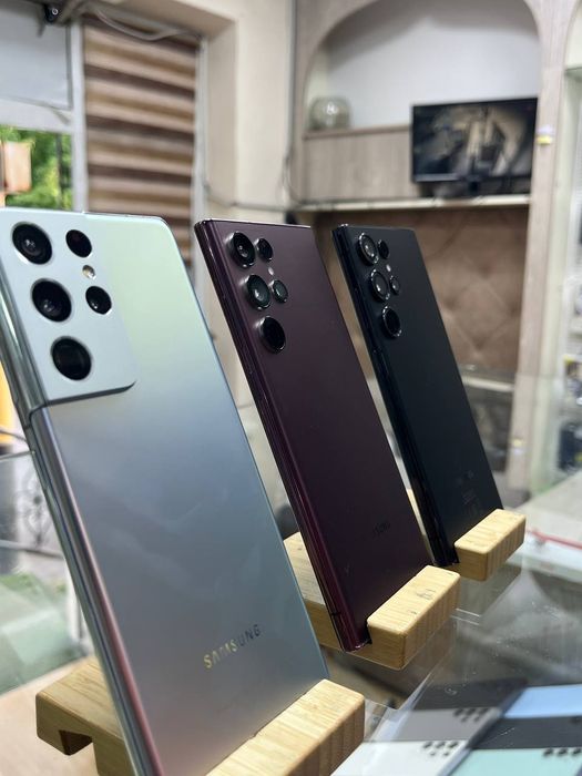 Samsung S23 Ultra xotirasi 12/256Gb