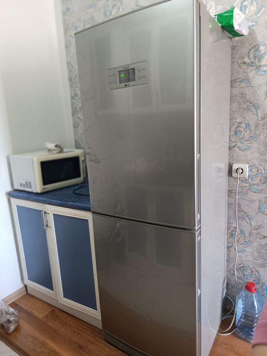 Срочно продам холодильники- 2 шт