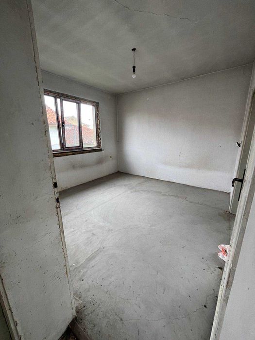 Продава се Къща в Казанлък - 80 кв.м за 657 €/кв.м - Снимка #3