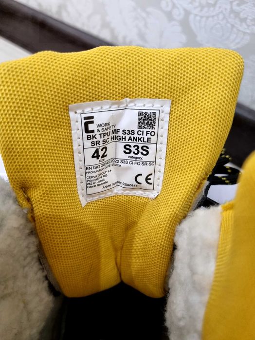 Ботинки мужские CERVA