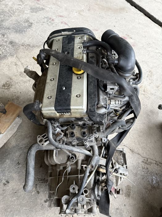 Двигатель Опел Бешка 2 куб привазной