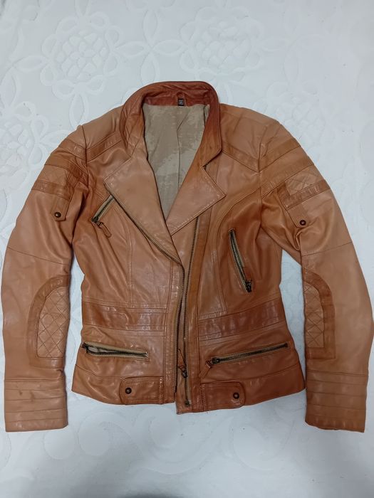 Geaca de piele De dama