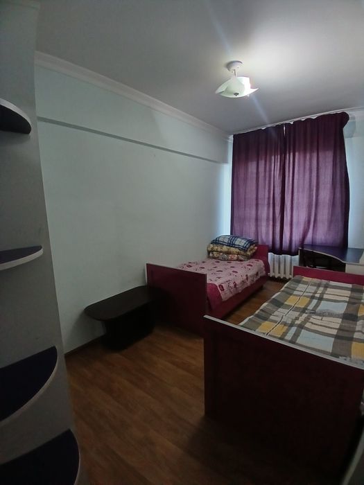 Продаю 4х комнатную квартиру, центр, Алайский рынок ! Ипотека есть.!