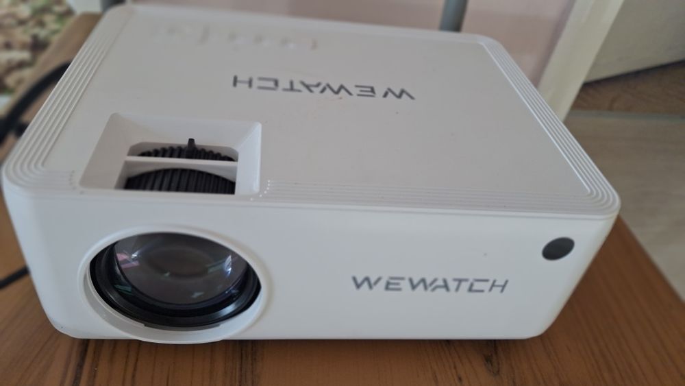 Мини проектор V10 We watch