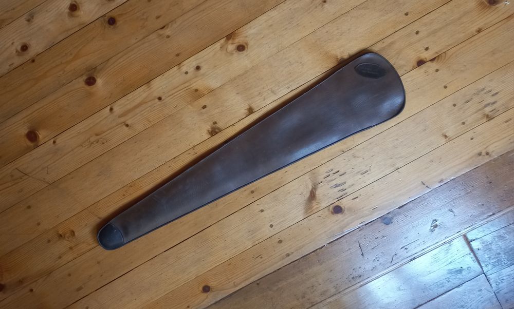 Husă, etui  piele pt. umbrela, baston sau  instrument