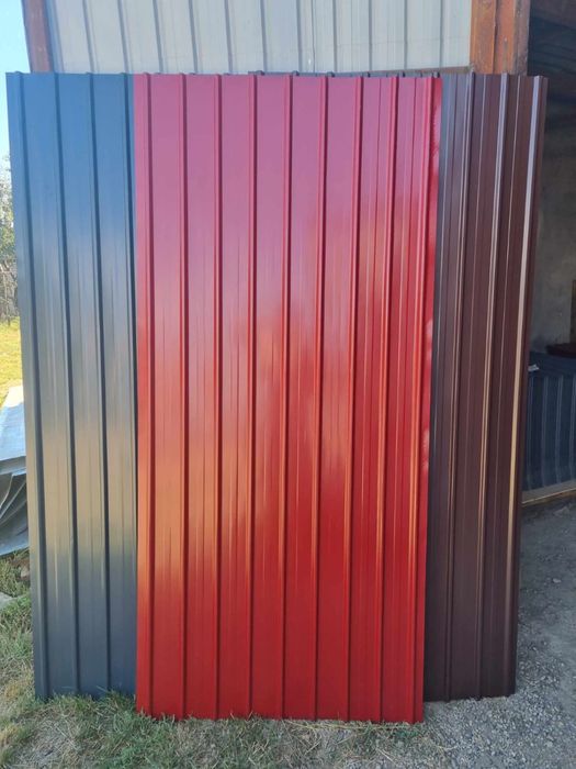 Tablă cutată zincată și colorată