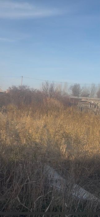 Продам 2 участка- 6 и 7 соток