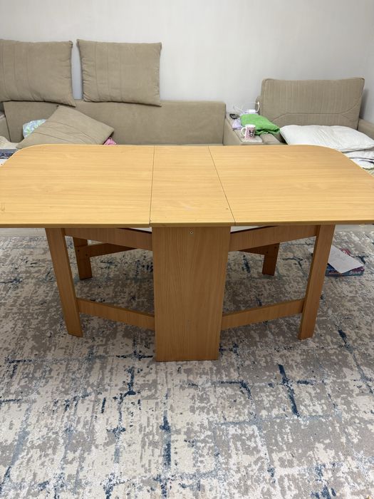 Стол книжка  продам