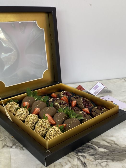 клубника в шоколаде акция 350 тг
