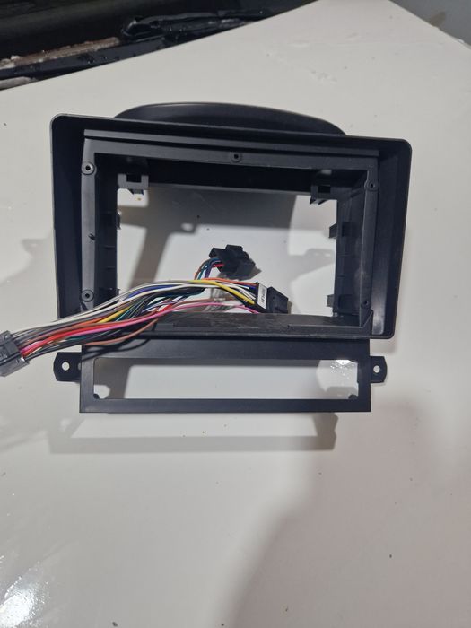 Шевроле каптива с100 , переходная рама  для андроид магнитолы