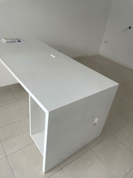 Офис бюро MDF бял лак 180/80