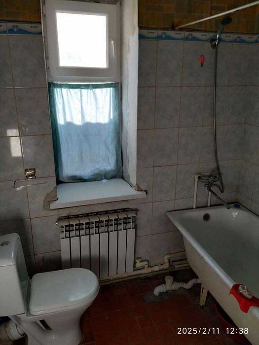 Сдам дом во дворе.