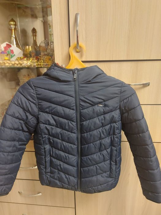 Продам куртку для мальчика