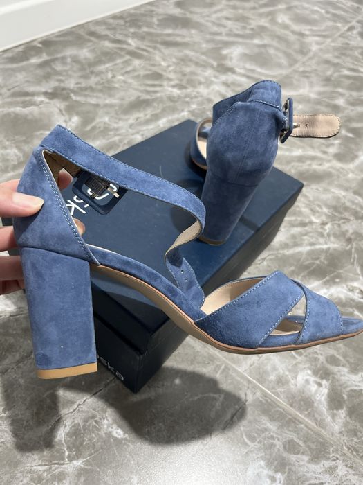 Босоножки летние