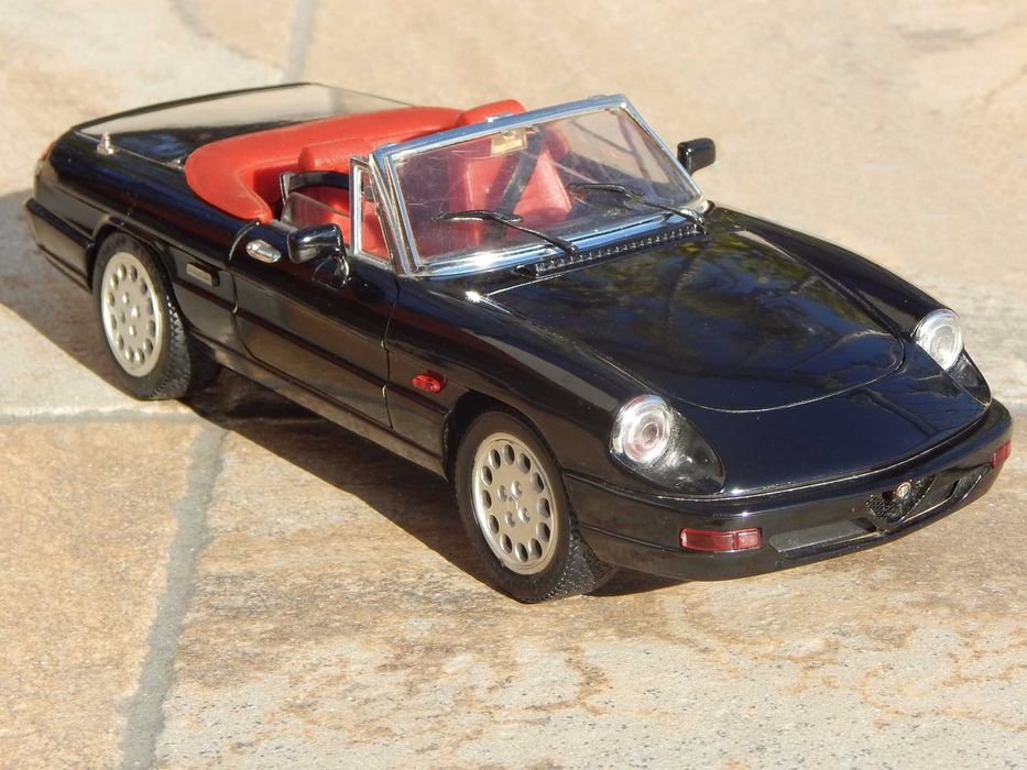 Macheta Alfa Romeo Spider IV 1990 fab Jouef Evolution Italia 1:18 uzat