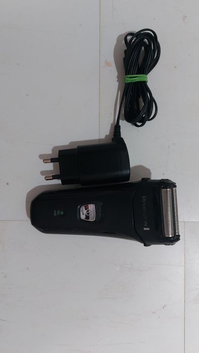 aparat de bărbierit Remington