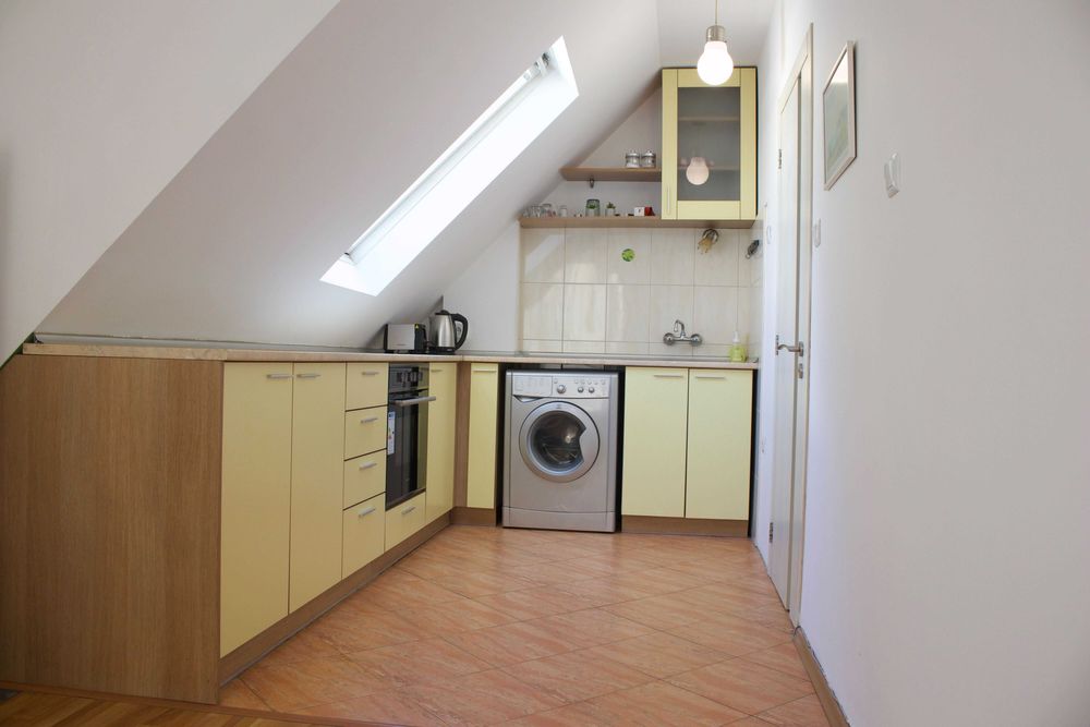 Дава се под наем Двустаен апартамент в Варна, Завод Дружба - 67 кв.м за 475 € - Снимка #3