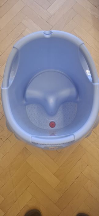 Продавам вана за деца