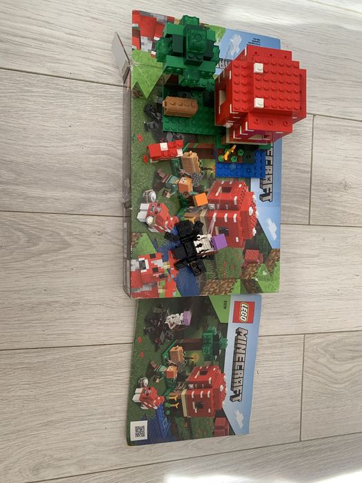 Lego Minecraft 21179