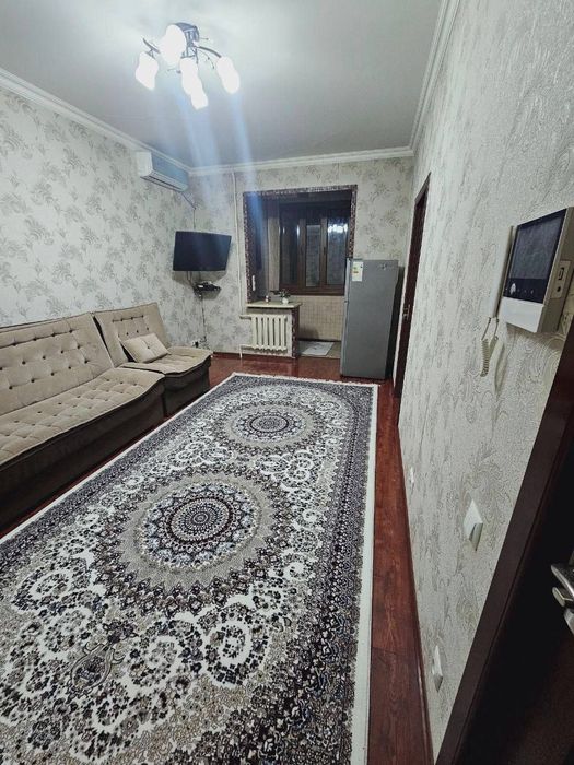 ×Чиланзар 17, 1в2/2/4 ‼️Орт: Парламент, 30м²‼️Продаётся квартира