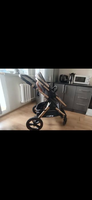 Продам коляску 2в1