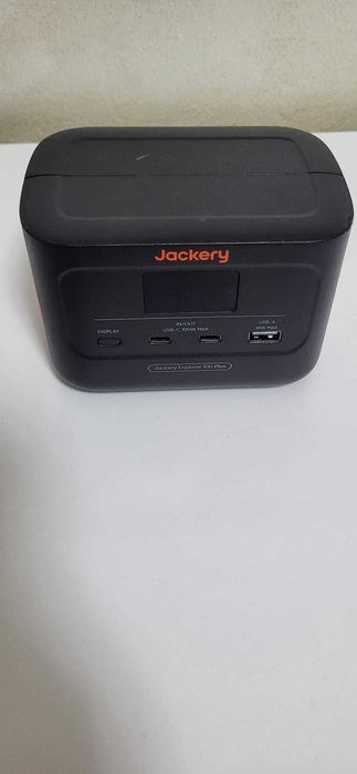 Jackery Explorer 100 Plus statie incarcare