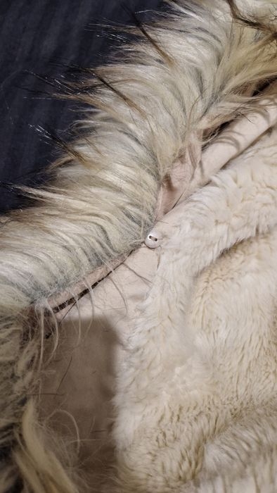 Geaca Bershka cu guler detașabil