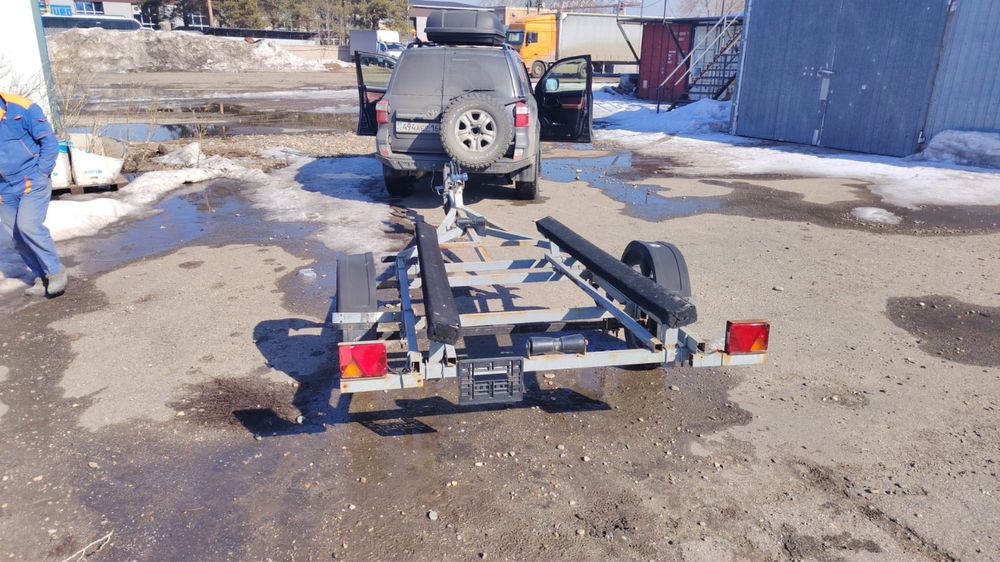 Продам прицеп лодочный