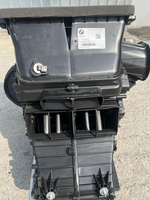 Carcasa ventilatie habitaclu bmw F40 F44