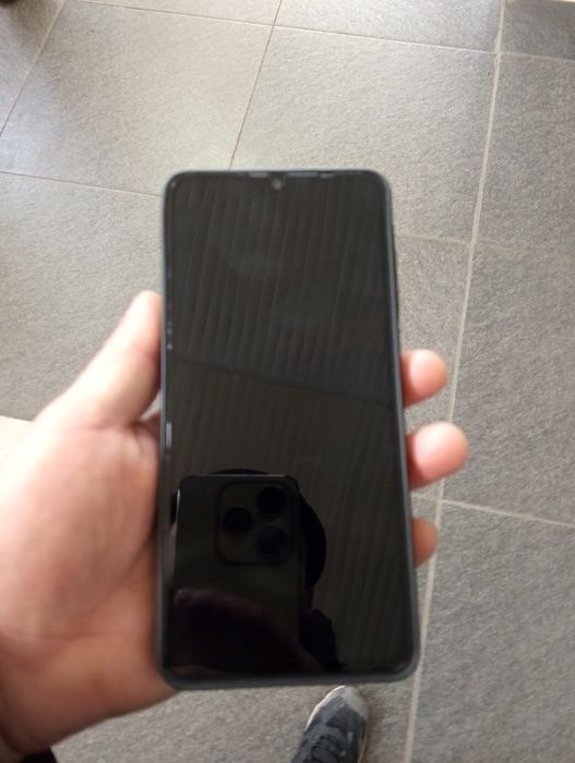 Самсунг А06 в хорошем состоянии