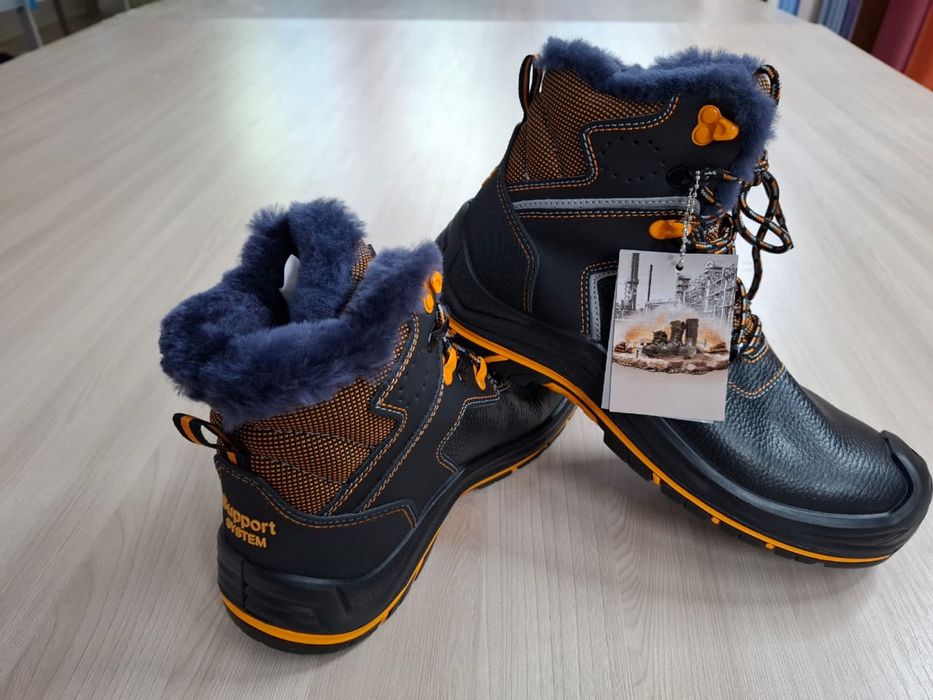 Аяқ киім новый сатылады