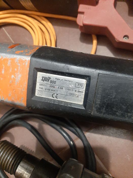 Диамантенопробивни машини