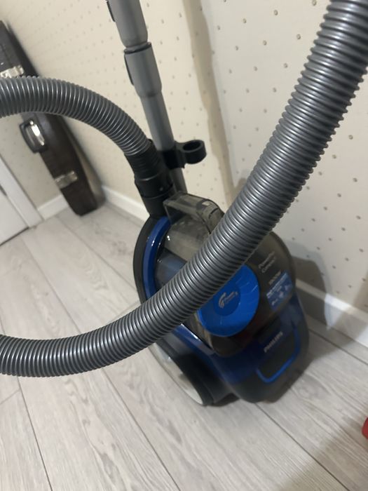 Пылесос Philips - 10тыс.