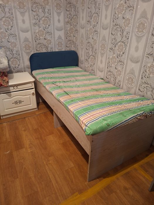 Продам кроват 1 местный