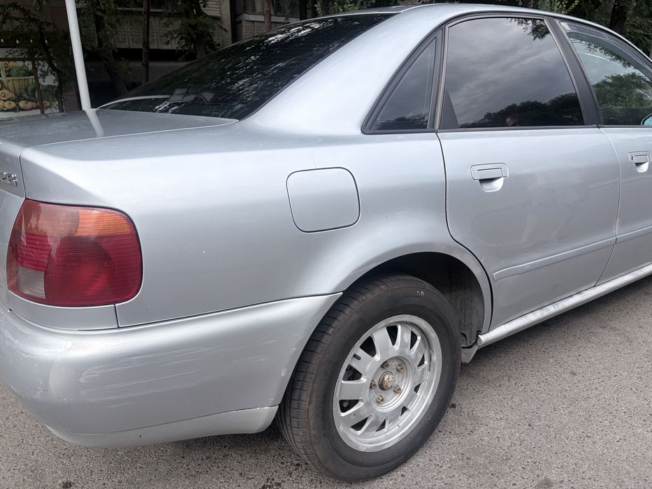 Продам Audi A4 1996год
