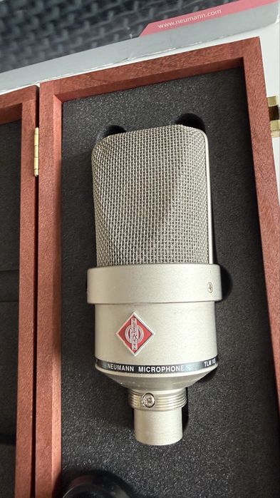 Студийный микрофон Neumann tlm 103