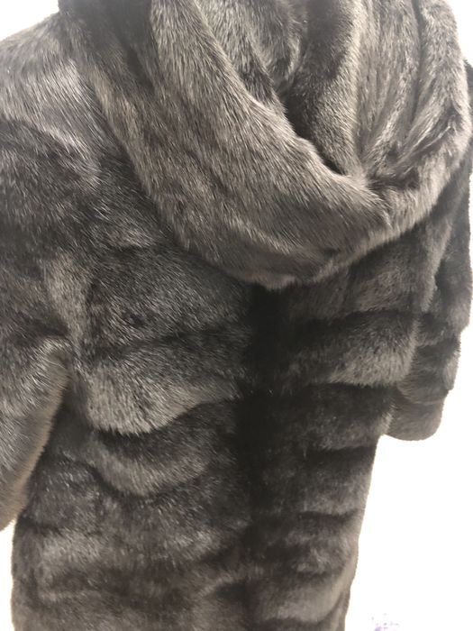 Продам шубу норкувую