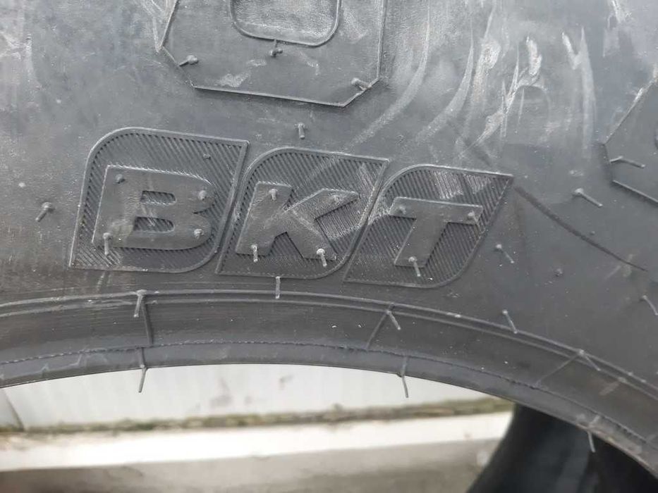 9.5-28 Anvelope noi agricole de tractor BKT livrare rapida