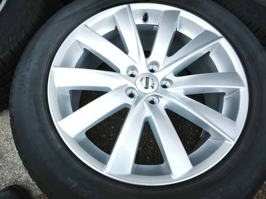 19" оригинални алуминиеви джанти за Volvo.